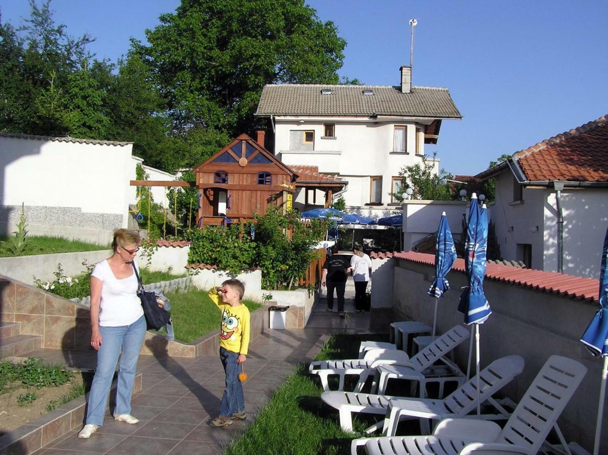 Hotel Aleksievata Kashta Gurgulyat Exteriér fotografie